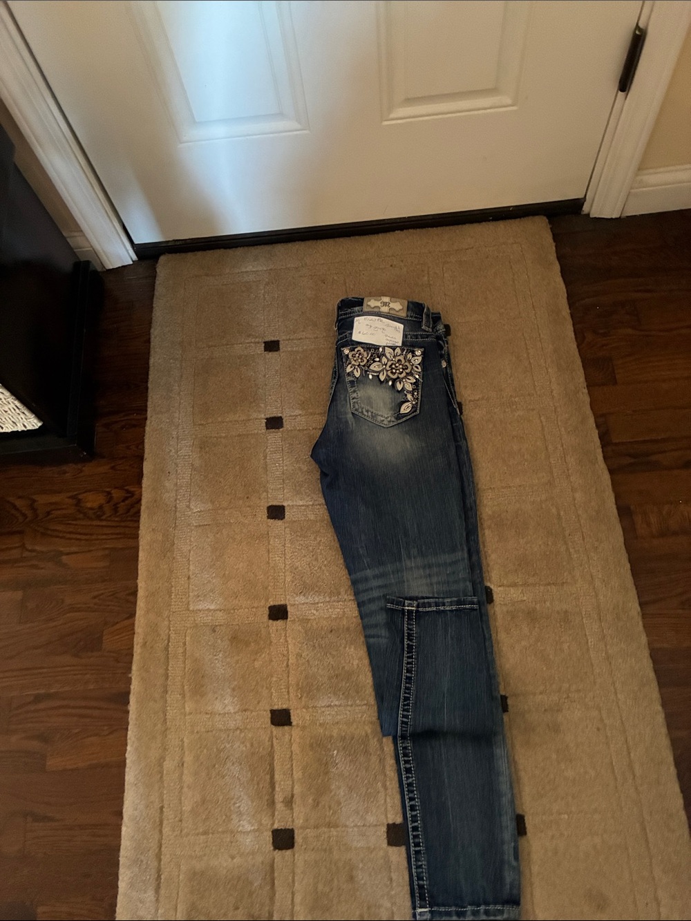 Grace in LA Blue Skinny Jeans with Embroidered Floral Back Pockets